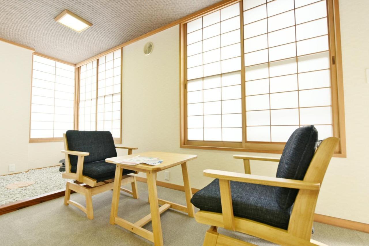 Hostel Pleasure Maruyama Саппоро Экстерьер фото