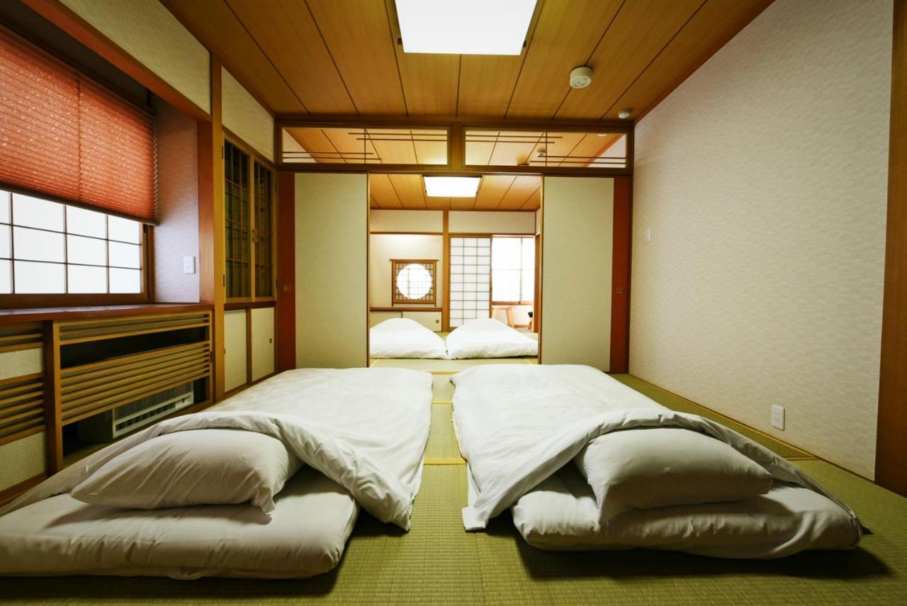 Hostel Pleasure Maruyama Саппоро Экстерьер фото