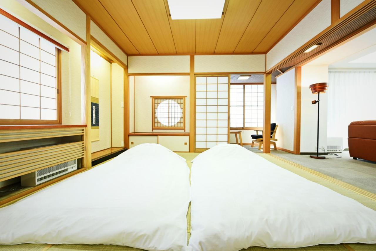 Hostel Pleasure Maruyama Саппоро Экстерьер фото