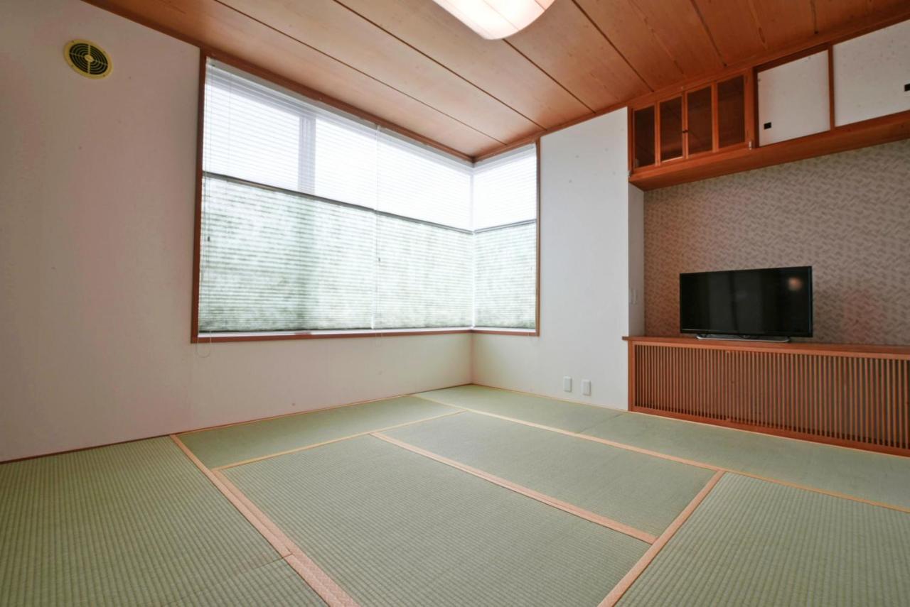 Hostel Pleasure Maruyama Саппоро Экстерьер фото