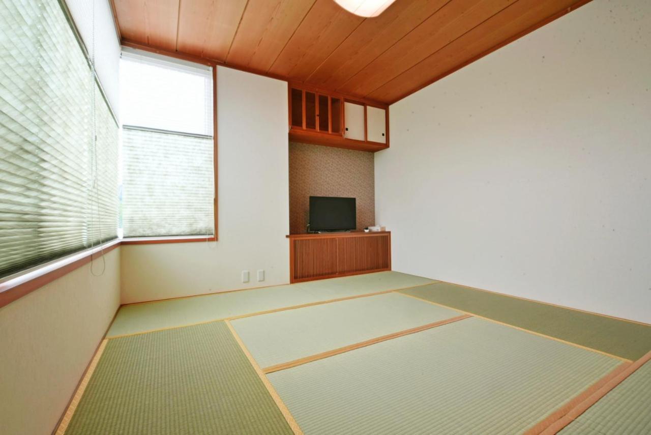 Hostel Pleasure Maruyama Саппоро Экстерьер фото